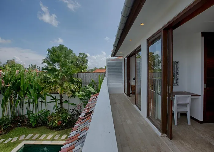 Shiva, Cahaya & Bulan Complex - Bingin, *