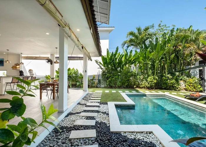 Shiva, Cahaya & Bulan Complex - Bingin, Uluwatu